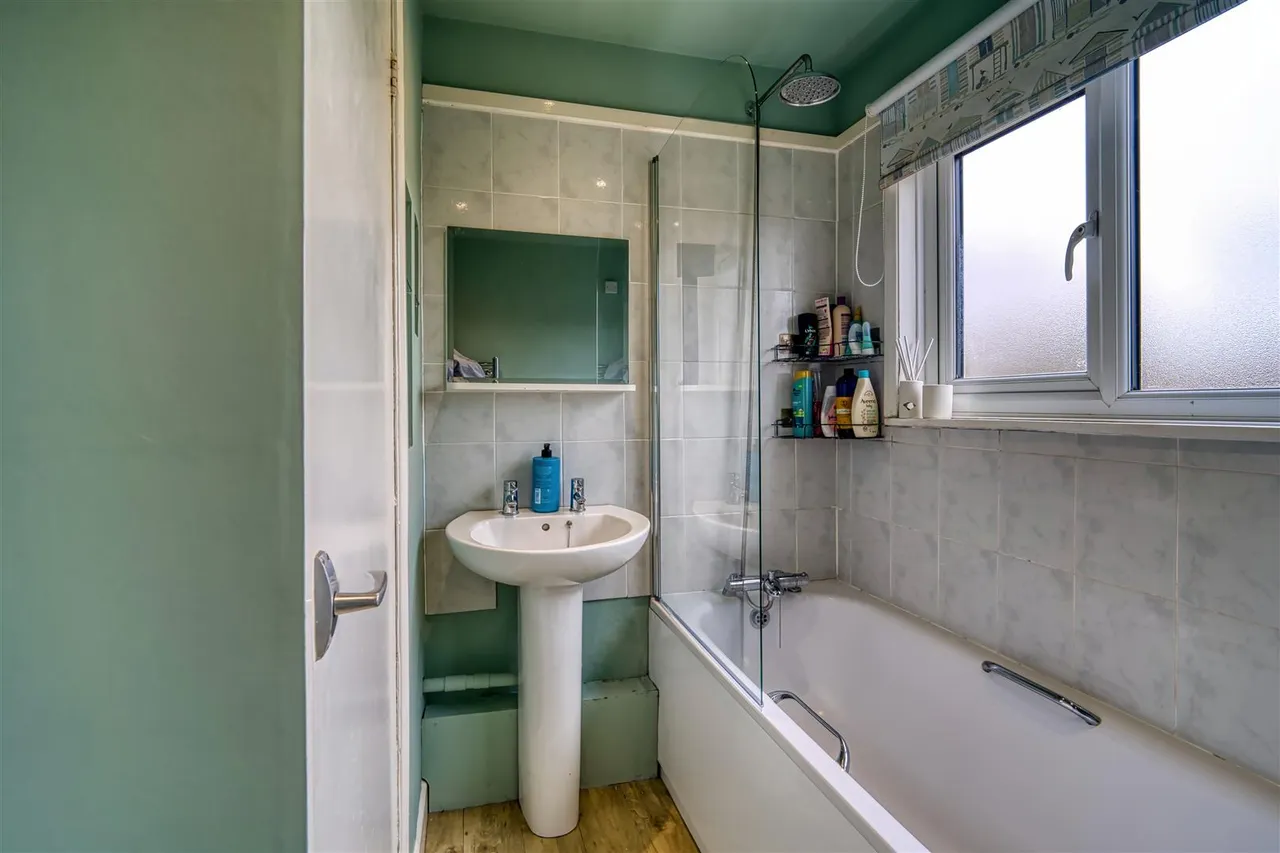 Railway Terrace, Gillingham, photo 7