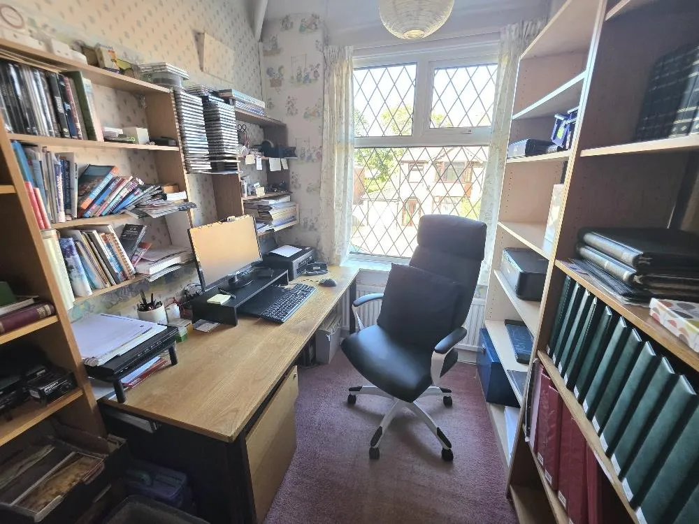 Merwood Avenue, Heald Green, photo 16
