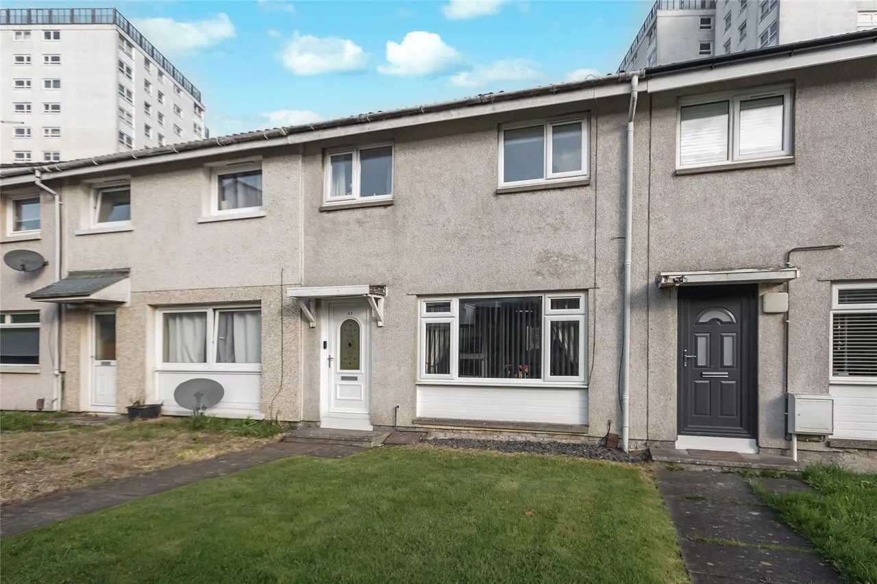 3 bed house for sale, Redgrave, Calderwood, G74