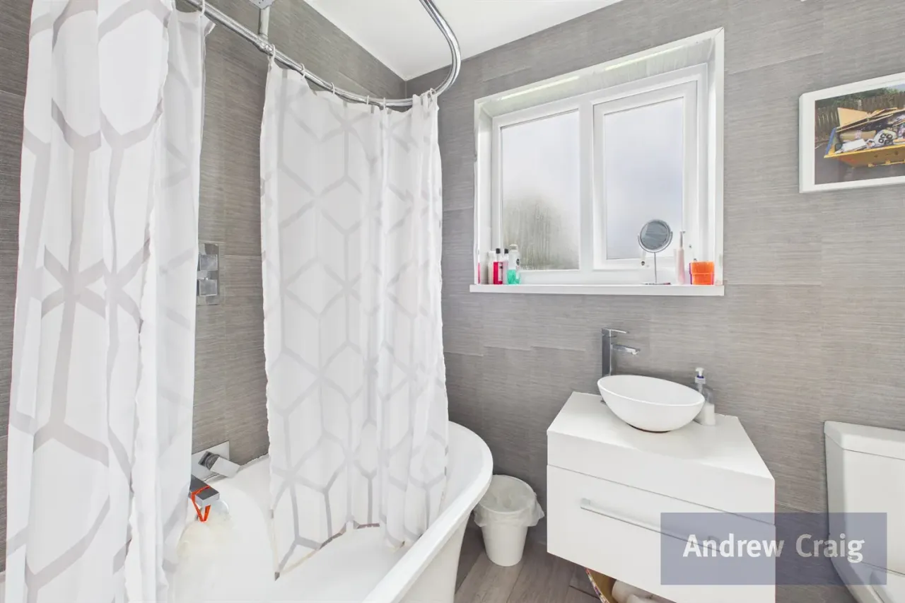 Tunstall Avenue, South Shields, NE34, photo 13
