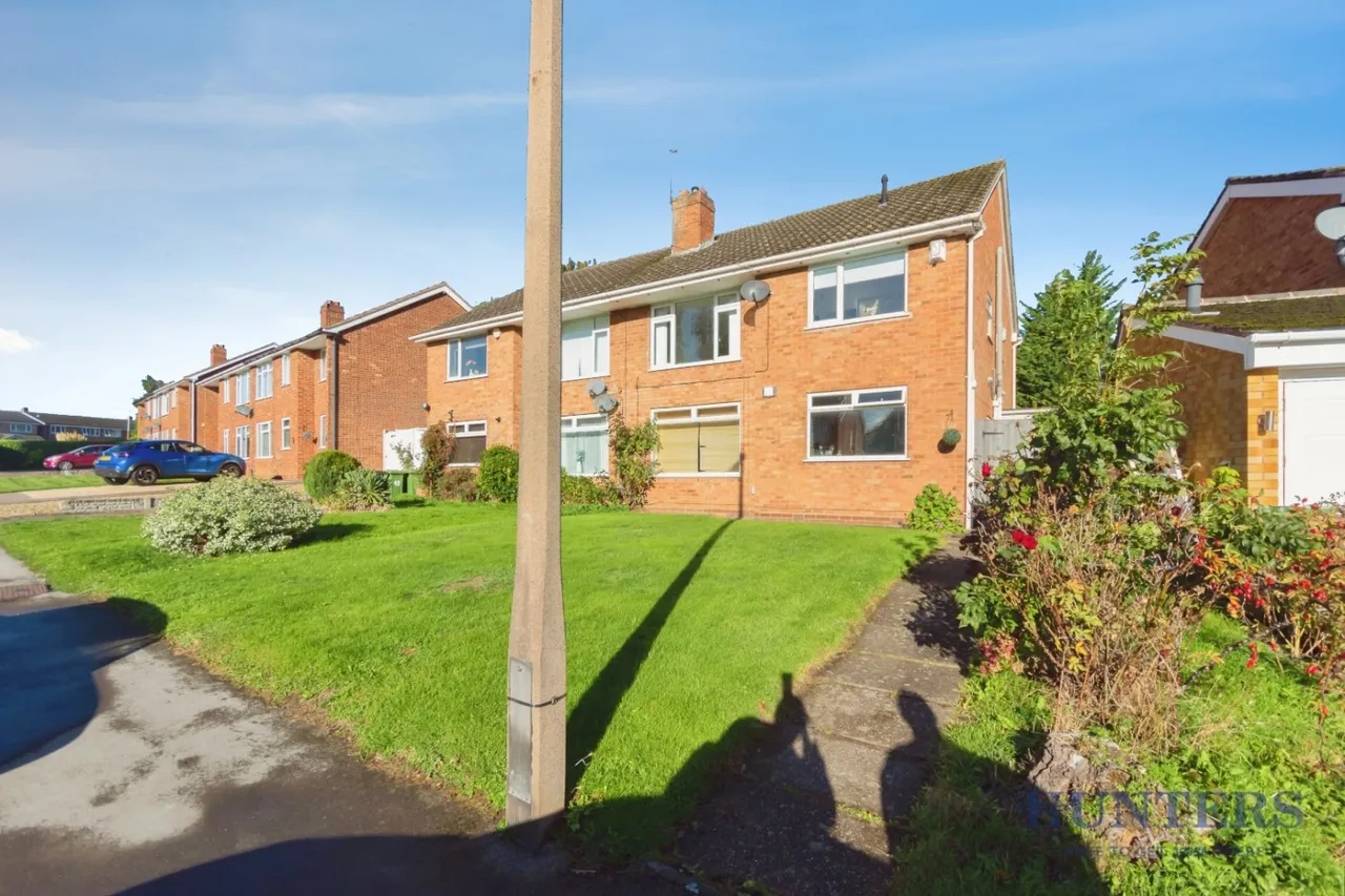 2 bed flat for sale, Langley Hall Road, Solihull, B92