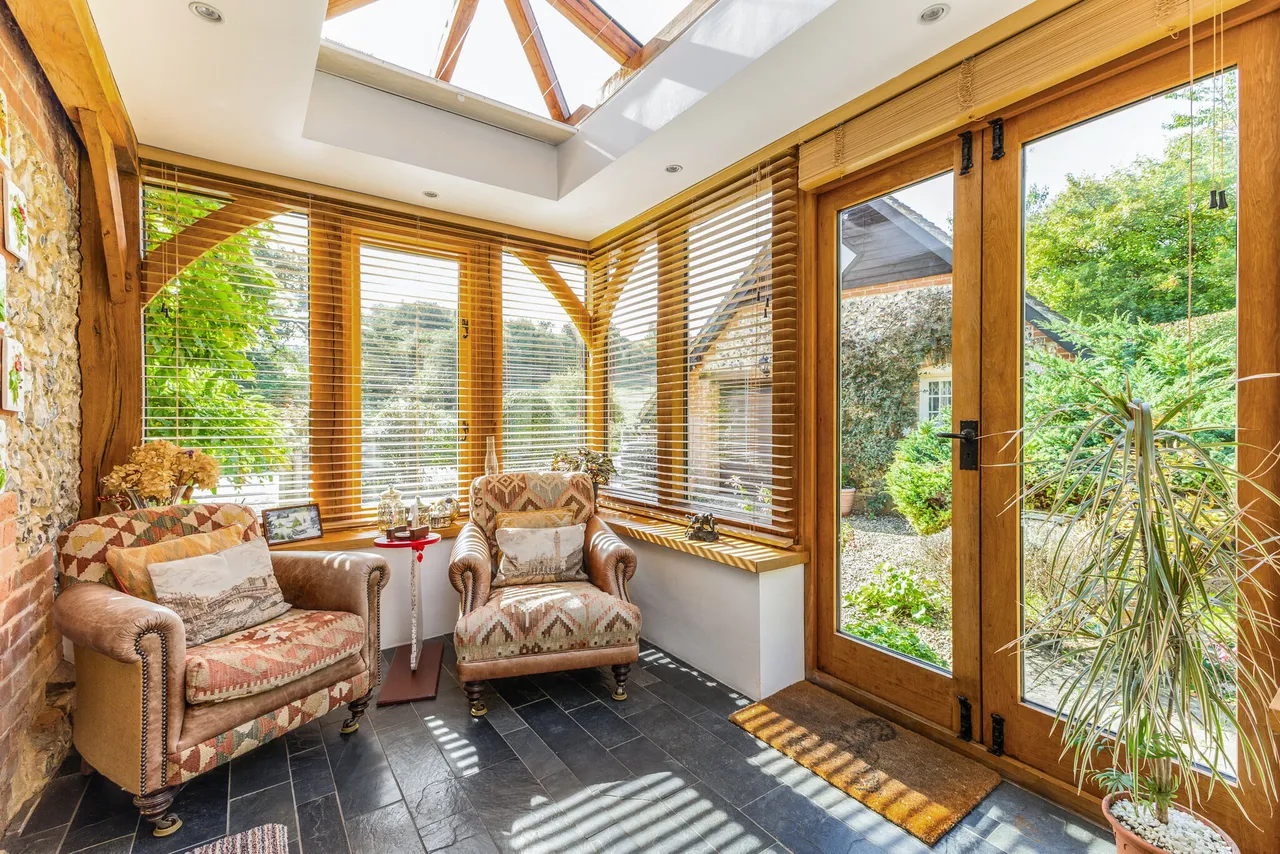 Well Lane, Bentworth, GU34, photo 4