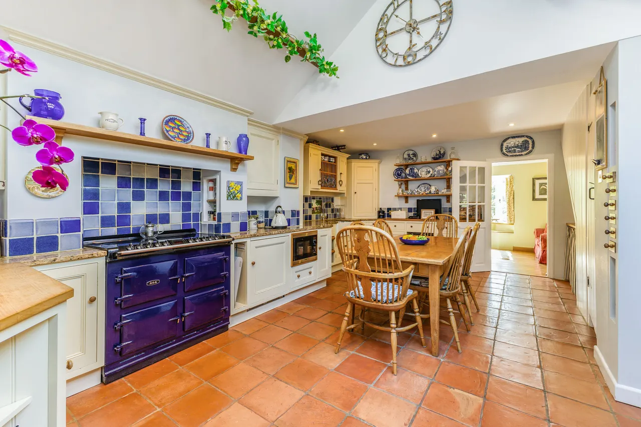 Well Lane, Bentworth, GU34, photo 6
