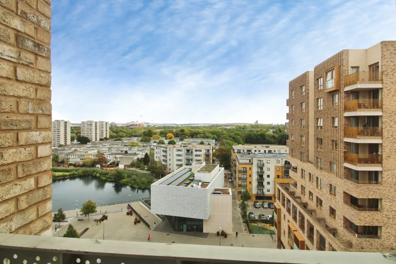 Kite Close, Abbey Wood, SE2, photo 25