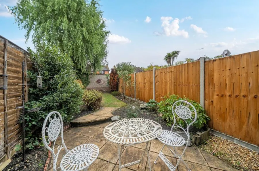 Savory Walk, Binfield, RG42, photo 4