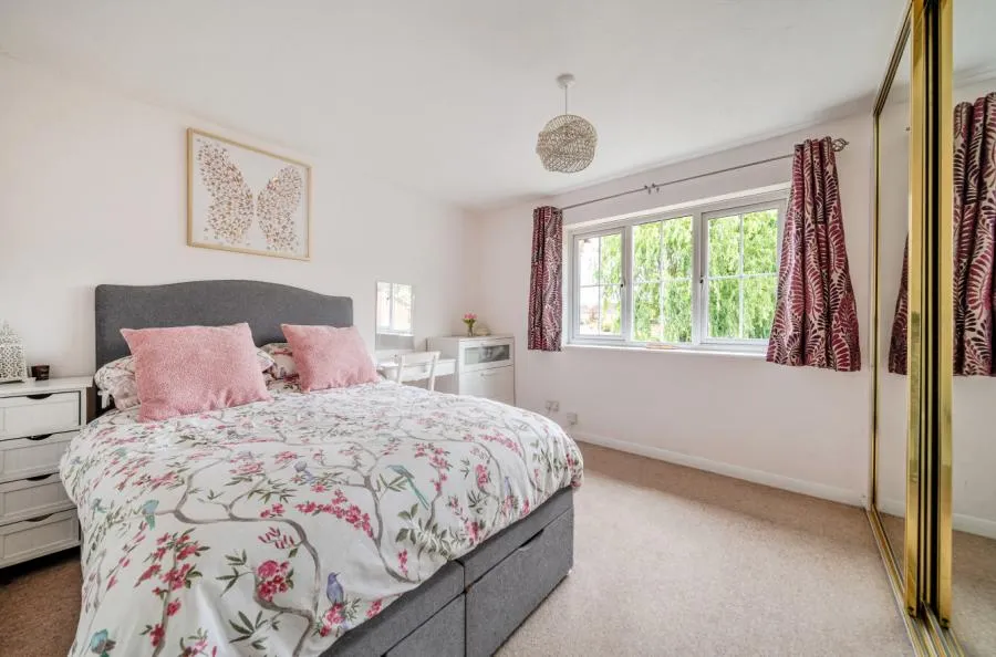 Savory Walk, Binfield, RG42, photo 6