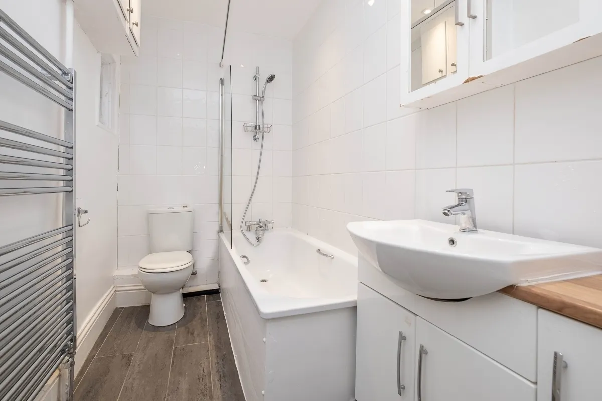 Replingham Road, London, SW18, photo 9