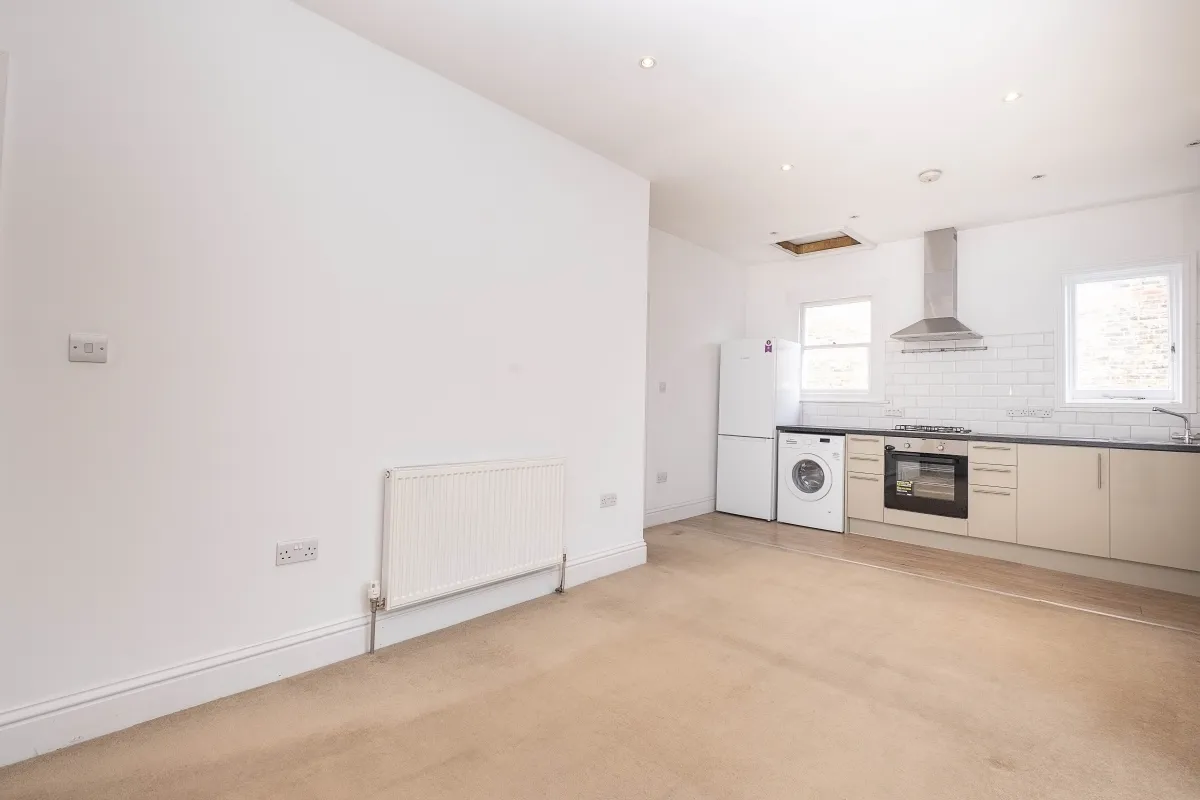 Replingham Road, London, SW18, photo 6