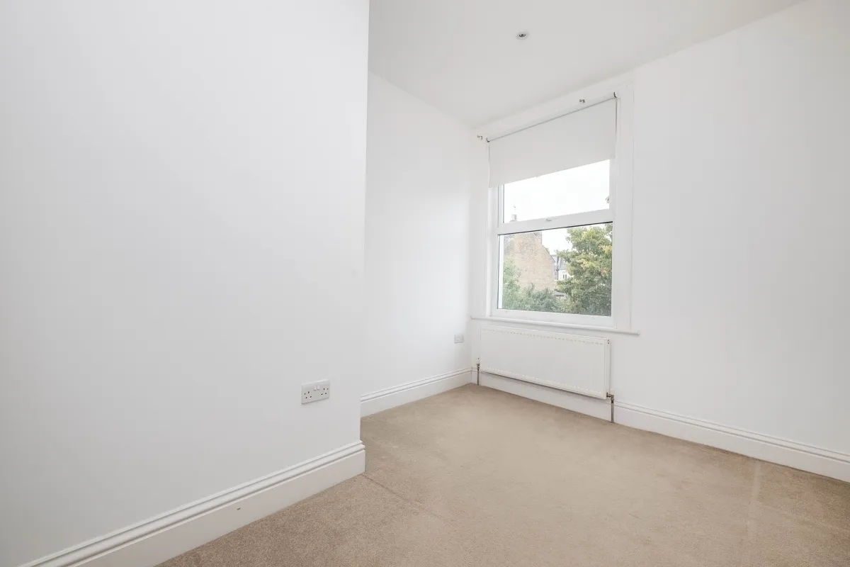 Replingham Road, London, SW18, photo 8