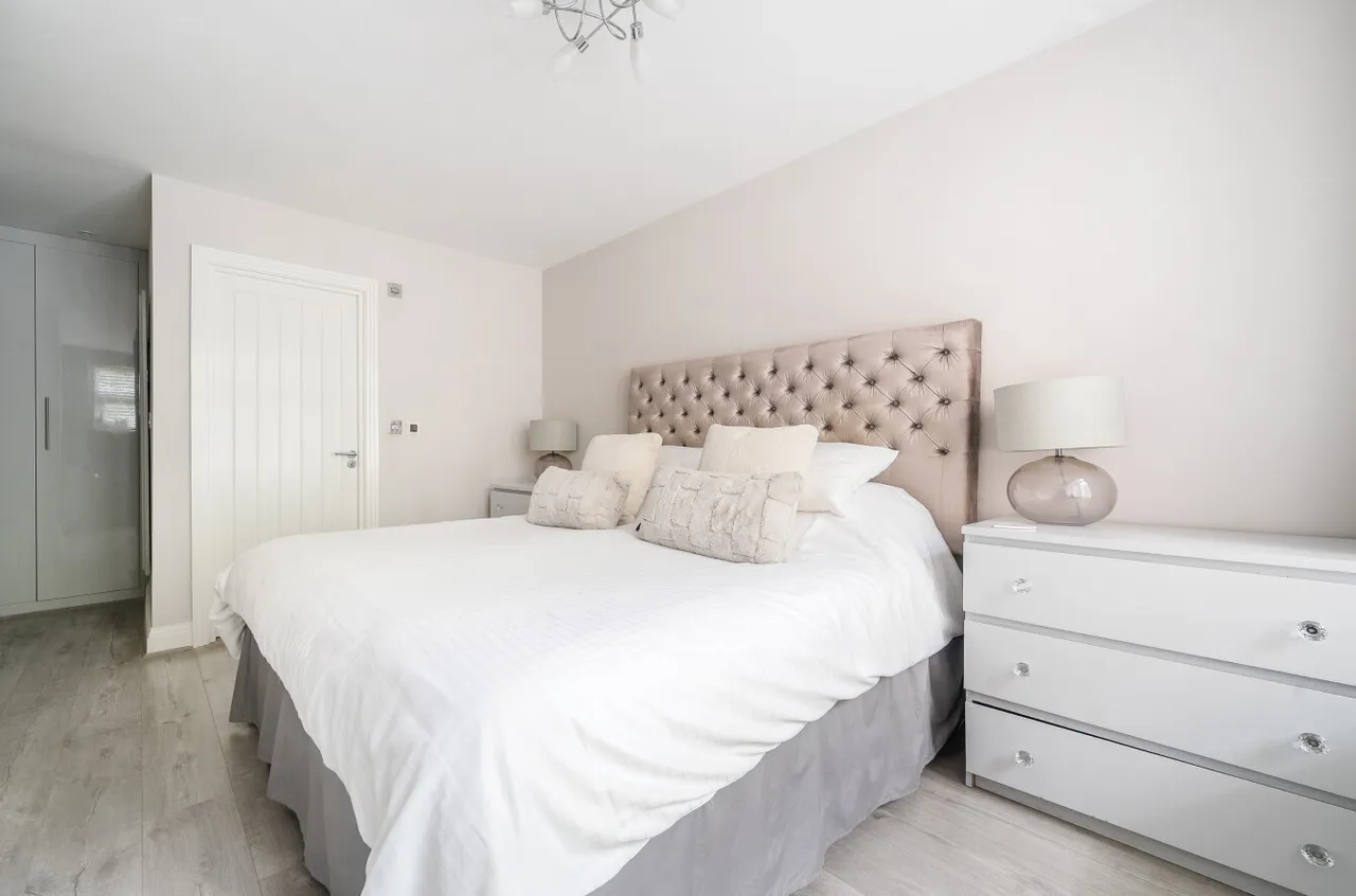 Croft Road, Godalming, GU7, photo 19