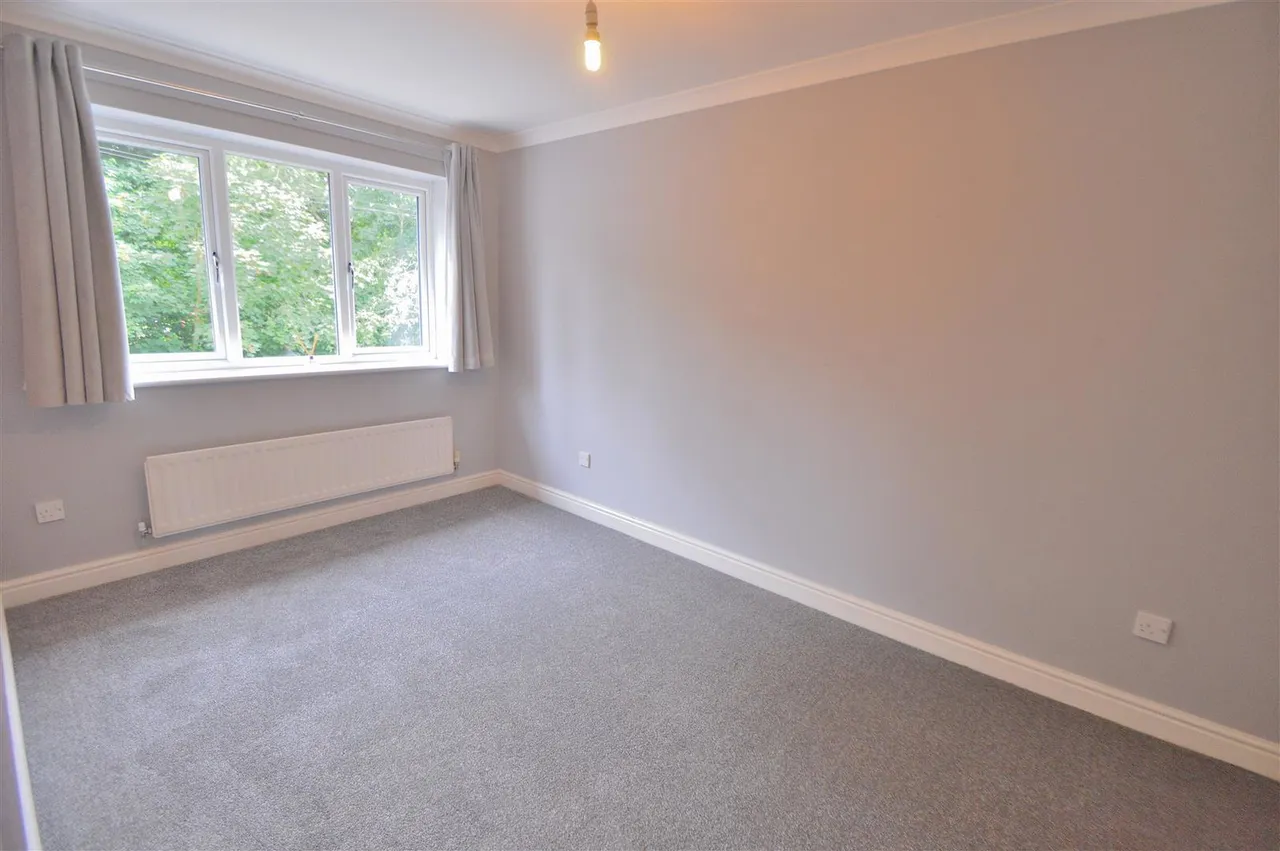 Field Lane, Oldswinford, Stourbridge, DY8 2JQ, photo 6