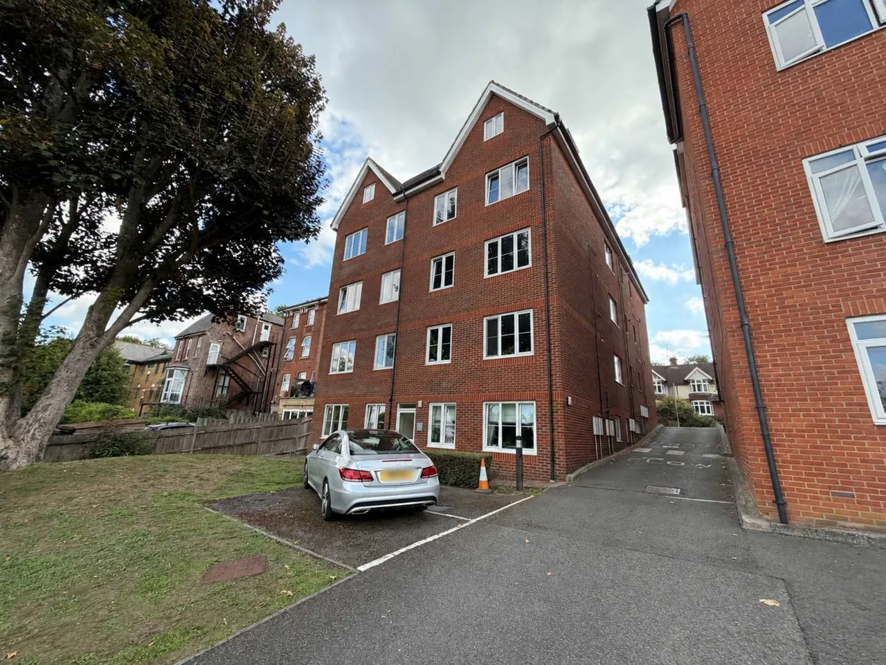 College Road, Maidstone, ME15, photo 9
