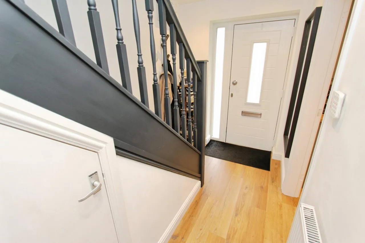 Fulwood Drive, Long Eaton, NG10, photo 6