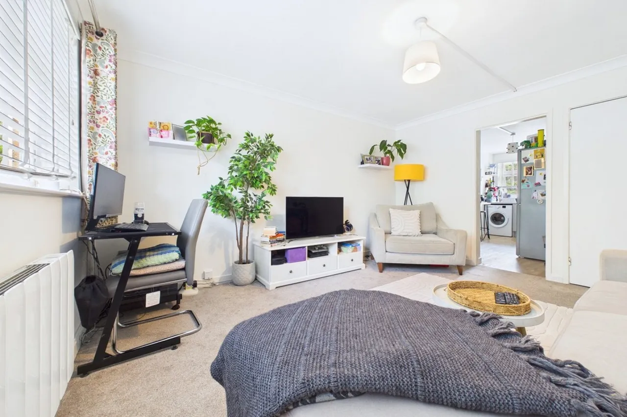Milverton Court, Milverton Hill, Leamington Spa, photo 11