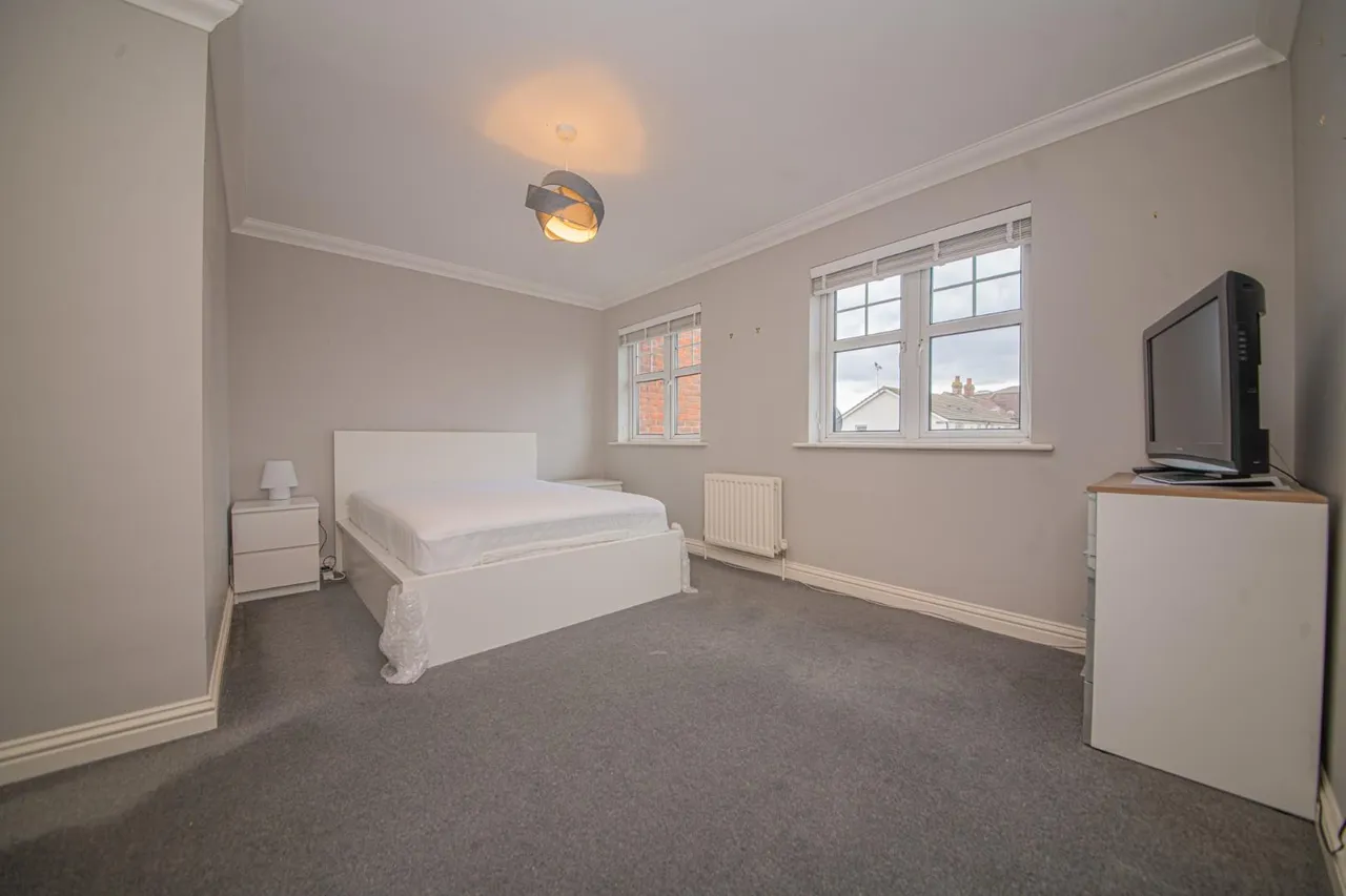 Causton Gardens, Eastleigh, Hampshire, SO50 9PJ, photo 9