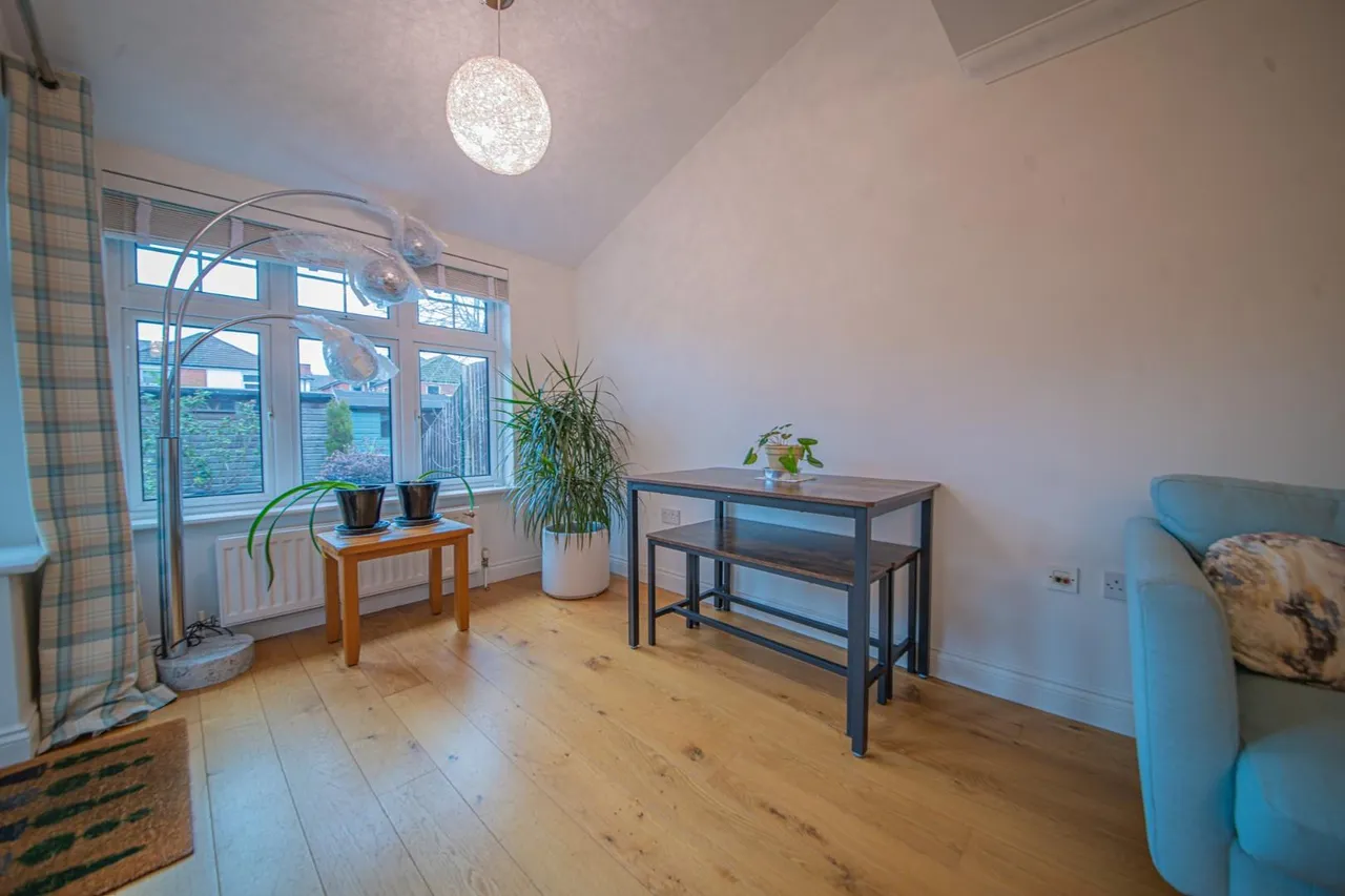 Causton Gardens, Eastleigh, Hampshire, SO50 9PJ, photo 5