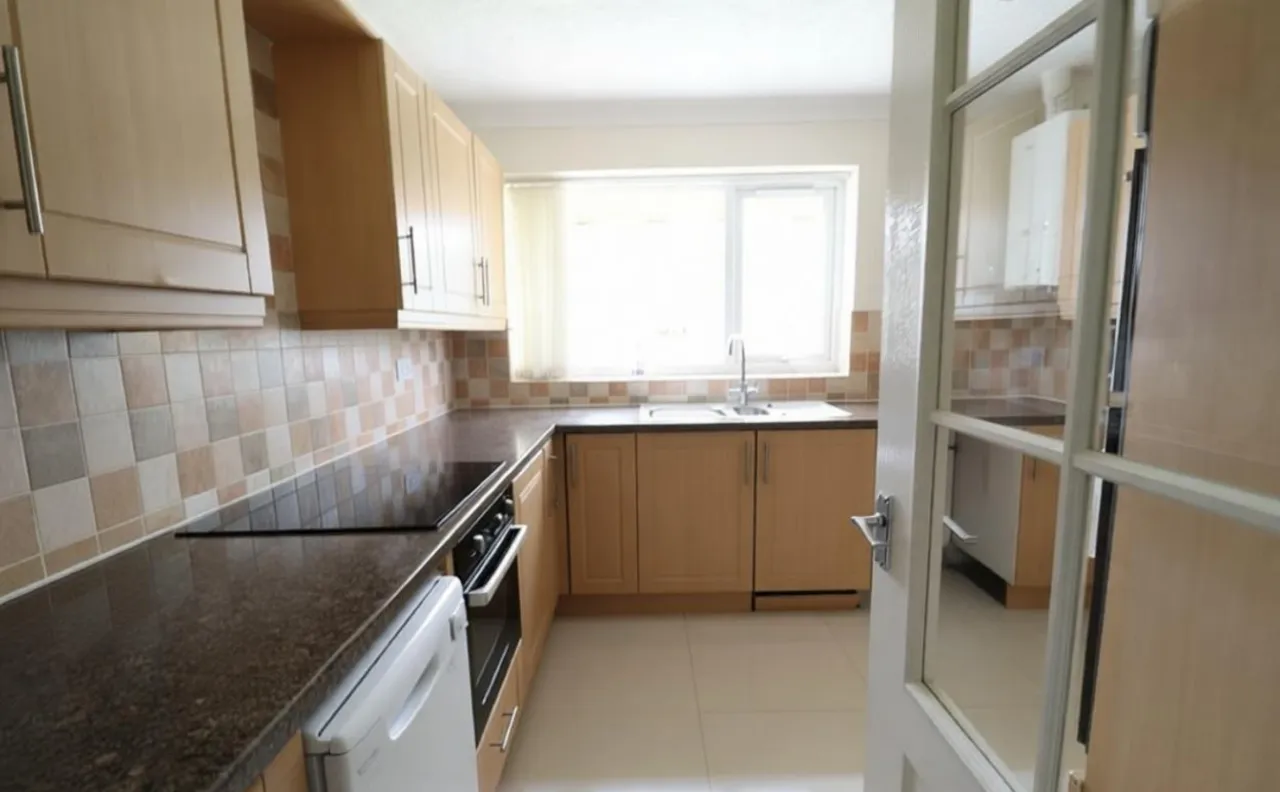 Johnstone Close, Telford, photo 7