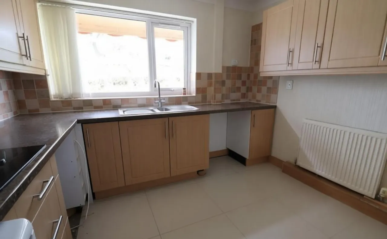 Johnstone Close, Telford, photo 9