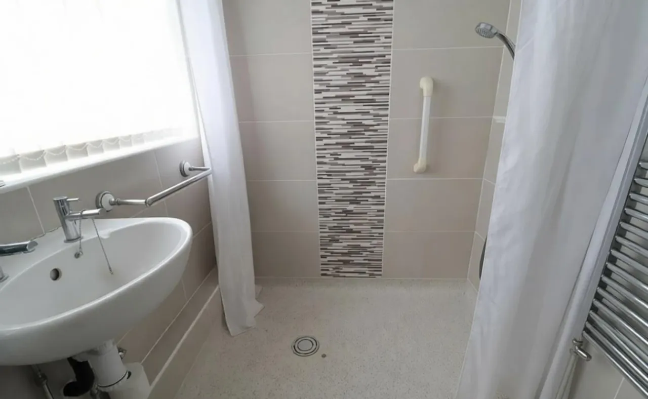Johnstone Close, Telford, photo 16