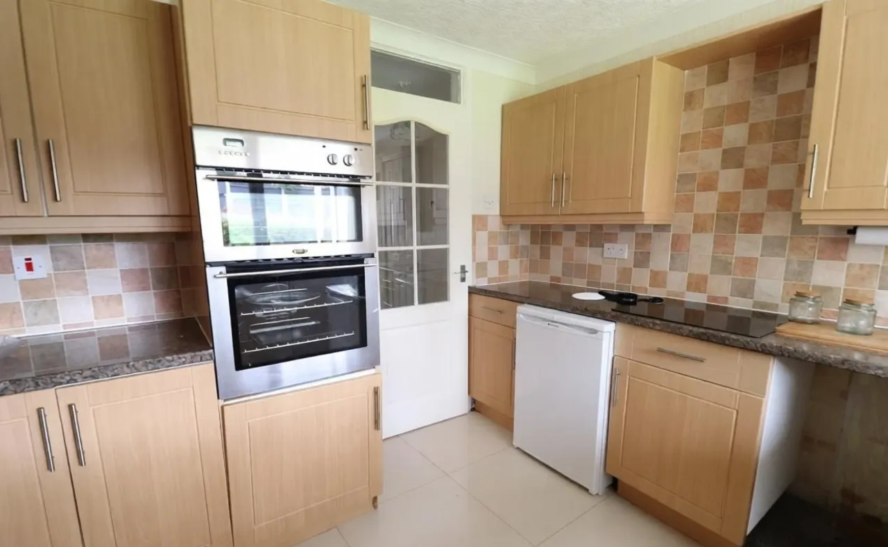 Johnstone Close, Telford, photo 8