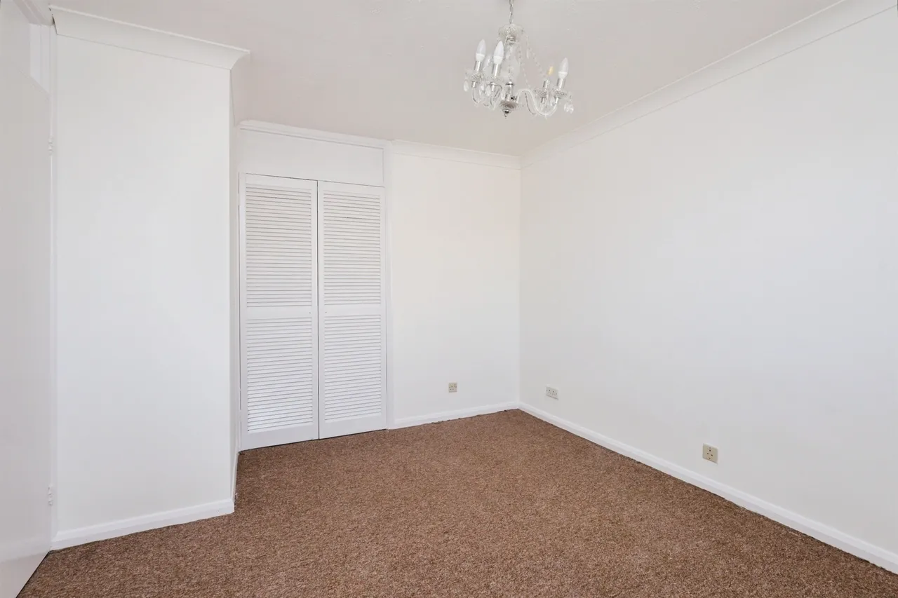 Oxendean Gardens, Eastbourne, photo 10