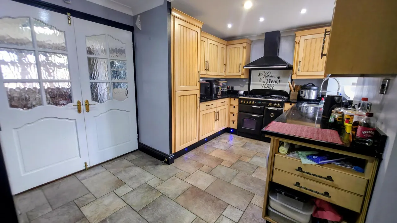Trent, Tilbury, RM18, photo 3