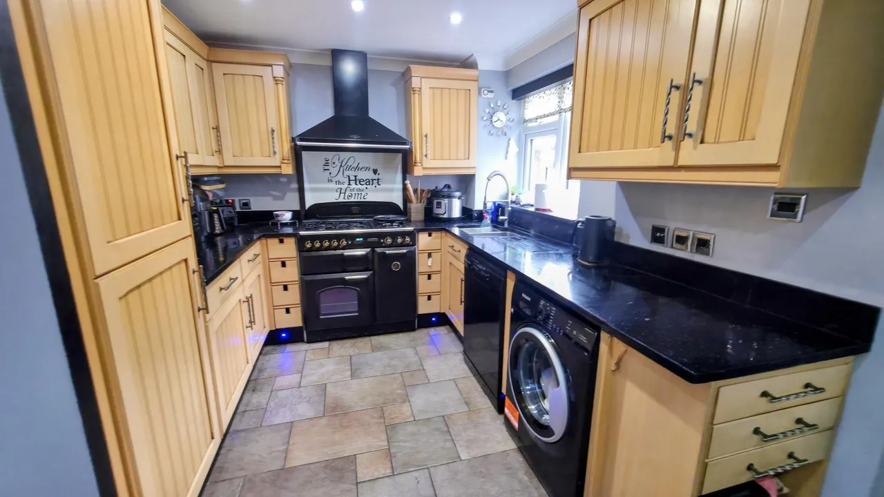 Trent, Tilbury, RM18, photo 6