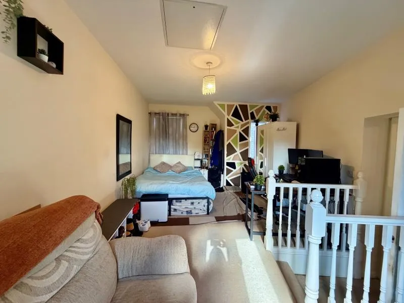 Village Drive, photo 5