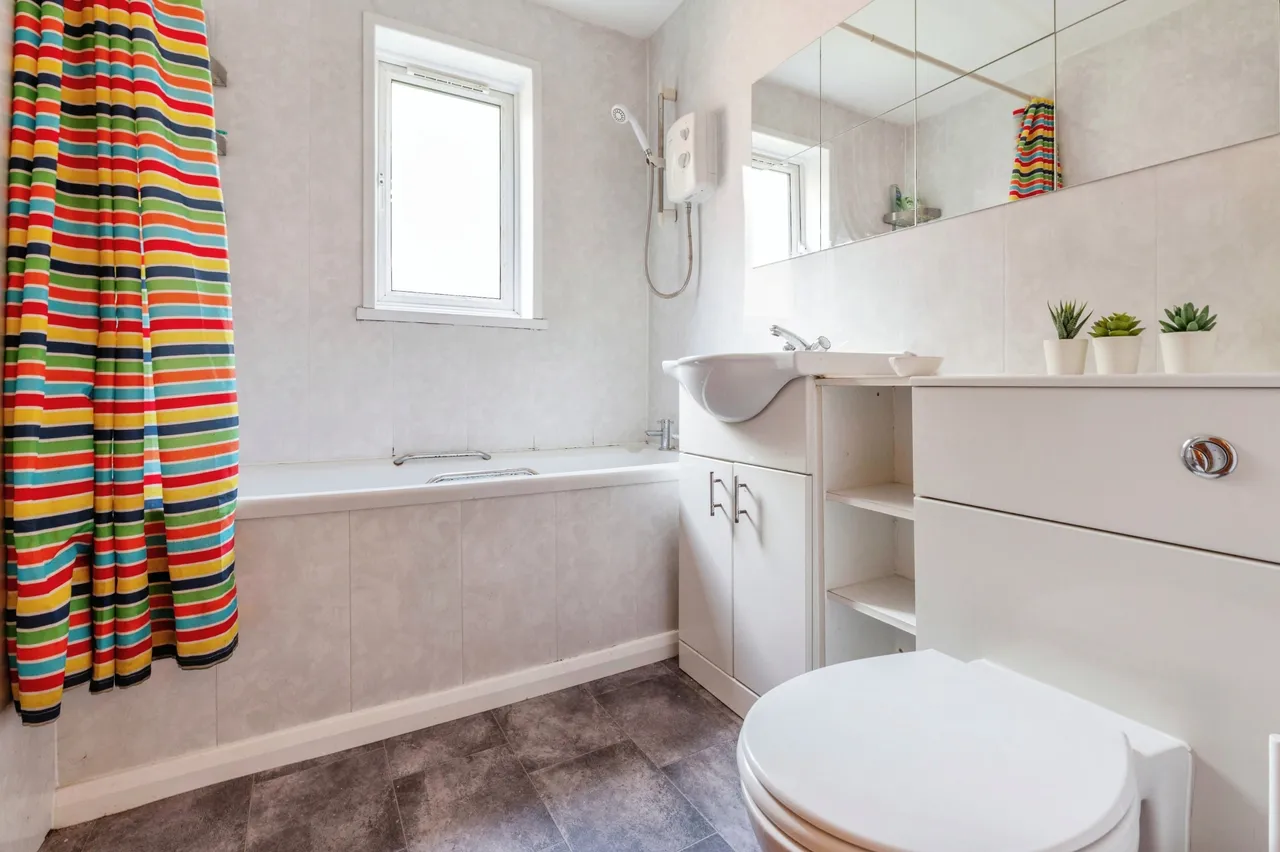 Porter Close, Grays, photo 9