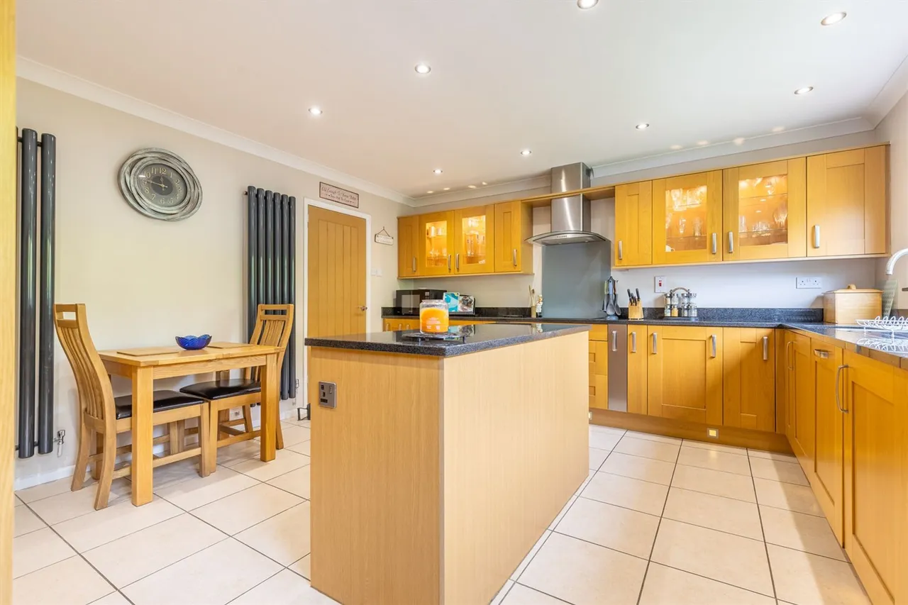 Torr Rise, Tarporley, photo 7