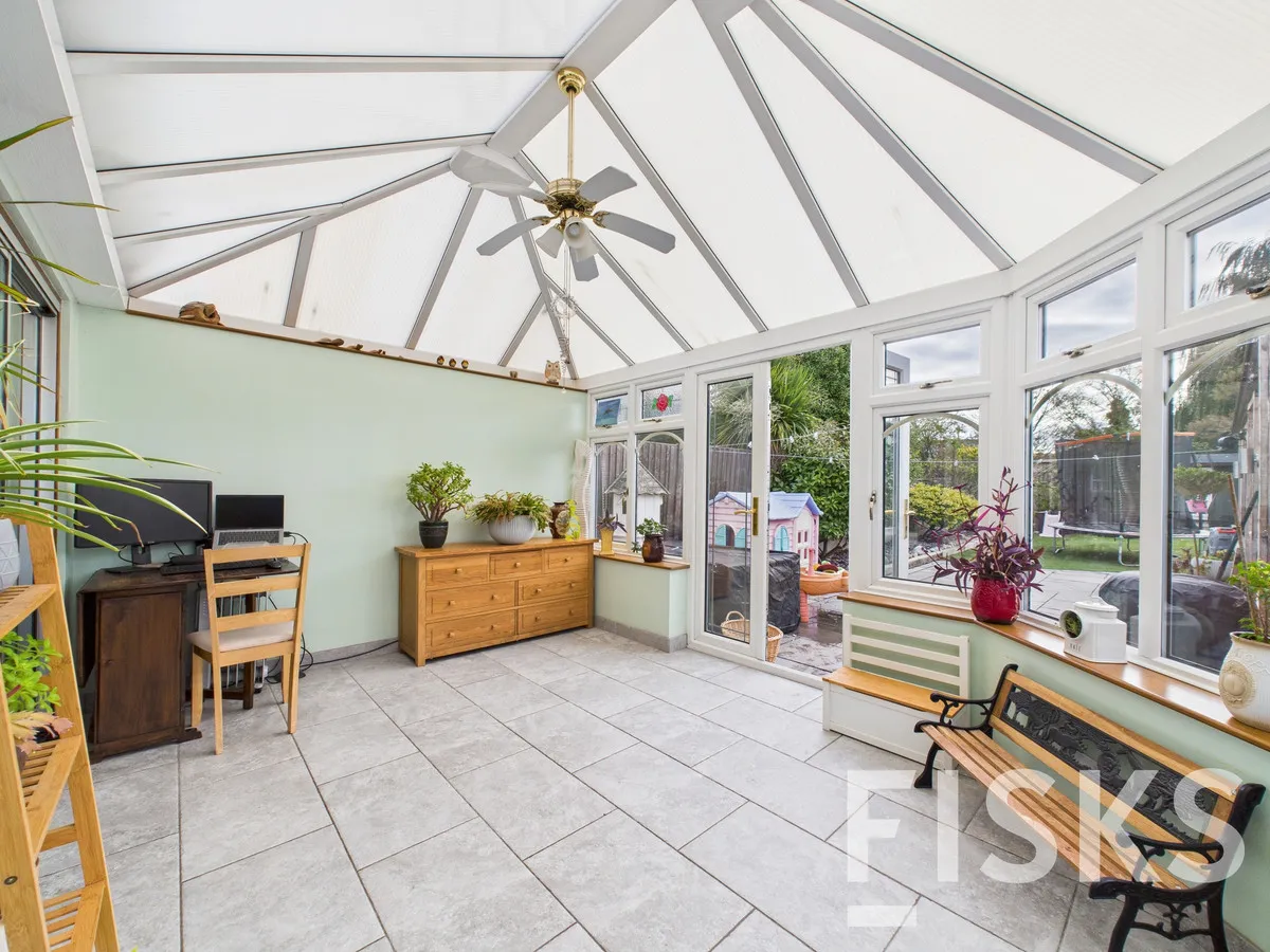 Church Road, Benfleet, SS7, photo 14