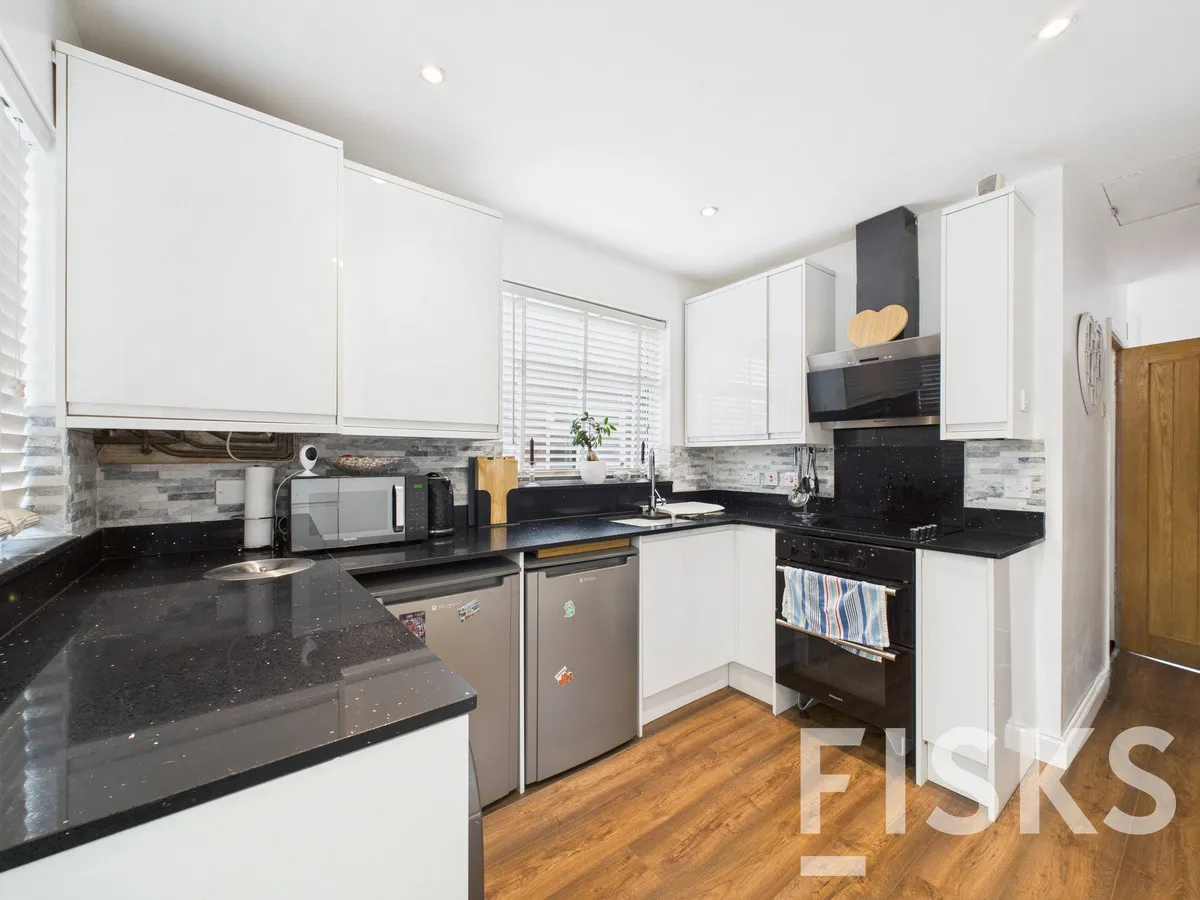 Church Road, Benfleet, SS7, photo 5