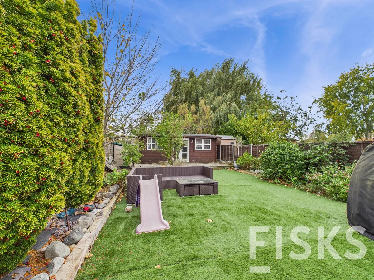 Church Road, Benfleet, SS7, photo 16