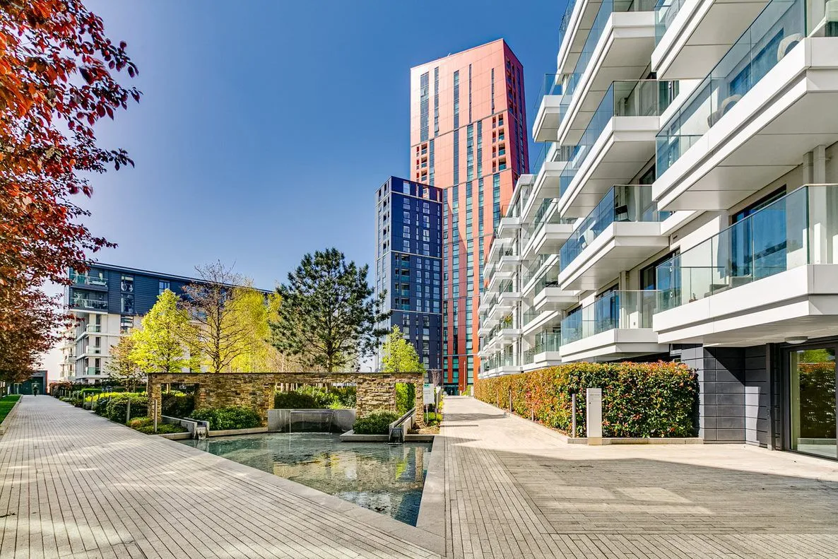 Flat 44, Haydn Tower, 50 Wandsworth Road, London, photo 9
