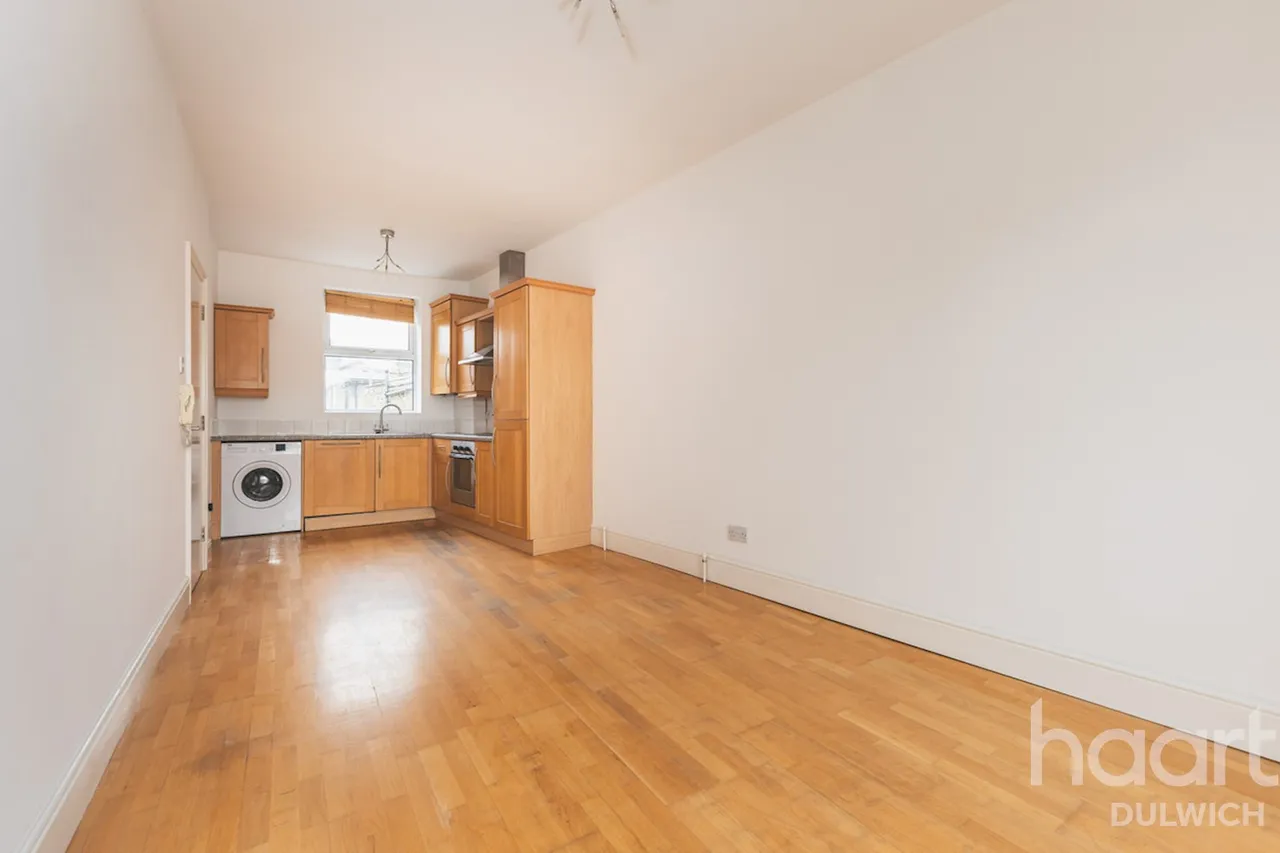 North Cross Road, London, SE22, photo 6