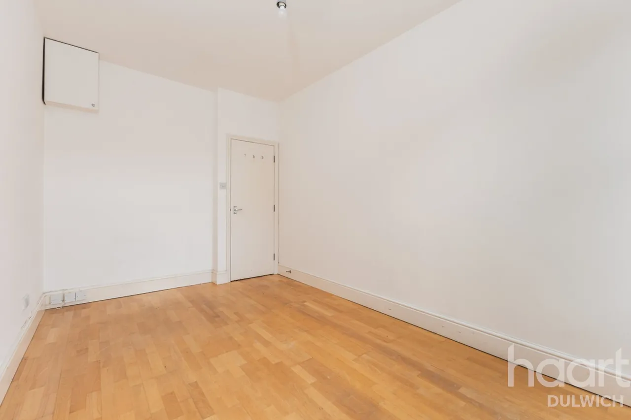 North Cross Road, London, SE22, photo 10