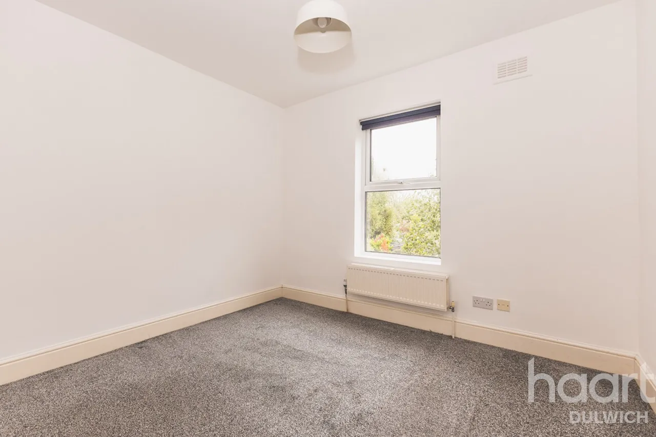 North Cross Road, London, SE22, photo 11