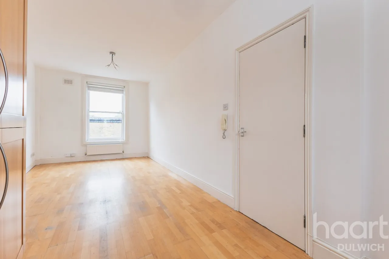 North Cross Road, London, SE22, photo 12