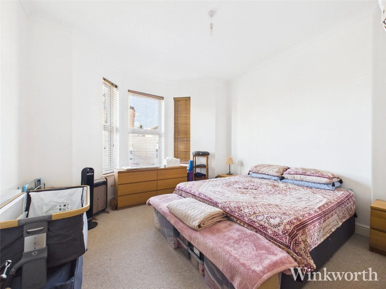 Livens Court, 24 Drayton Green Road, Ealing, London, W13, photo 4