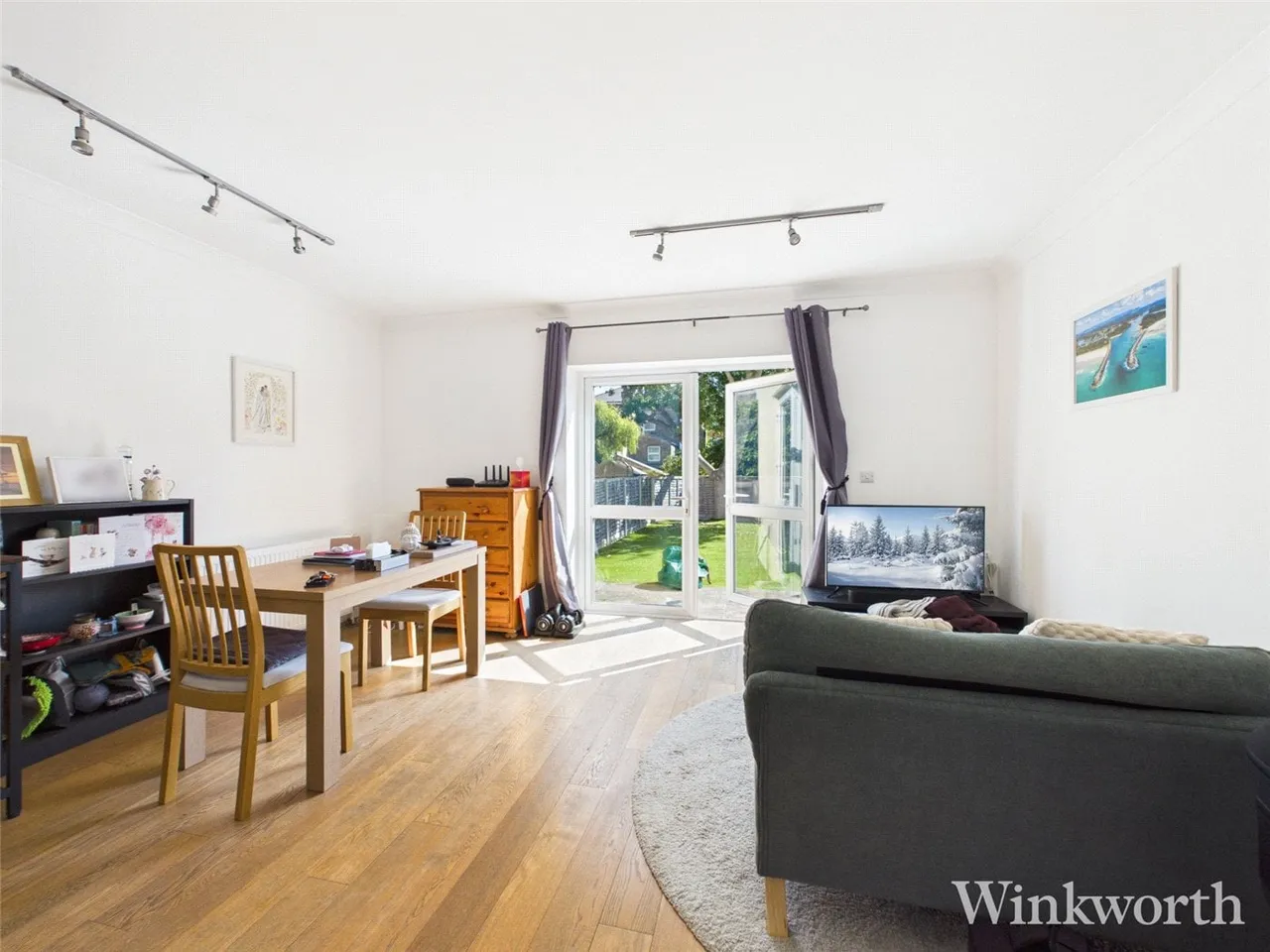 Livens Court, 24 Drayton Green Road, Ealing, London, W13, photo 2