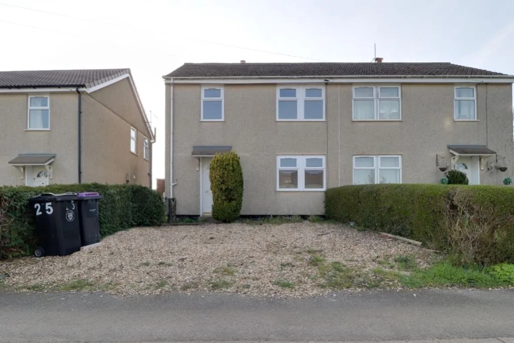 The Close, Woolsthorpe by Colsterworth, NG33, photo 3