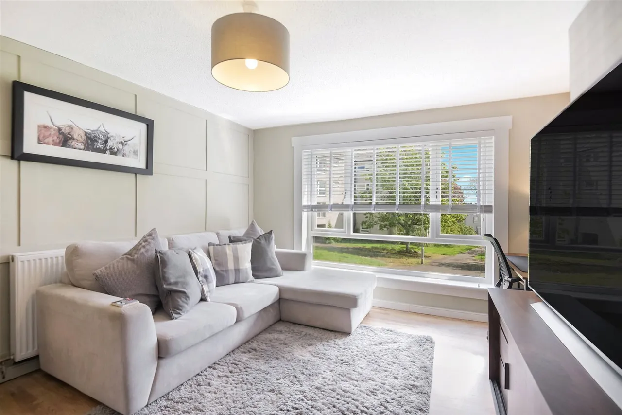 Ellisland Road, Cumbernauld, Glasgow, North Lanarkshire, G67, photo 4