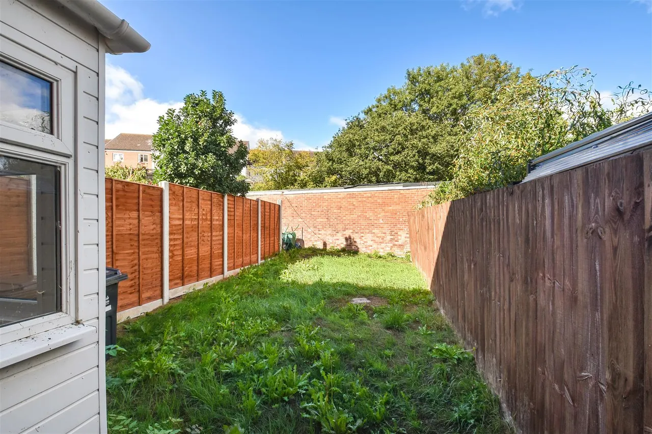 Langlands Road, Cullompton, photo 14