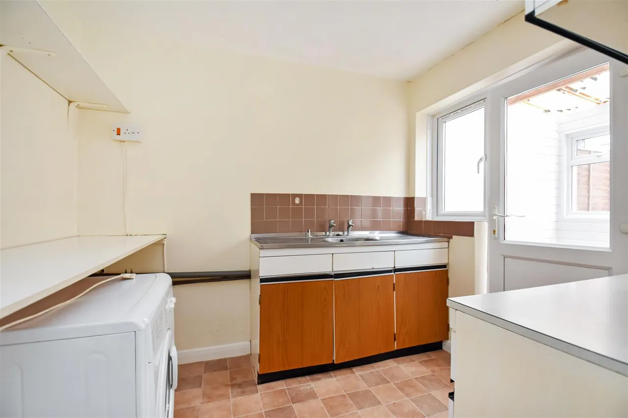 Langlands Road, Cullompton, photo 3
