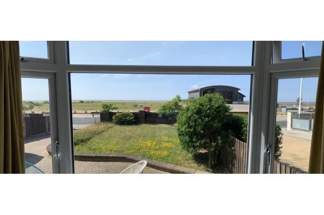 North Parade, Wirral, photo 12