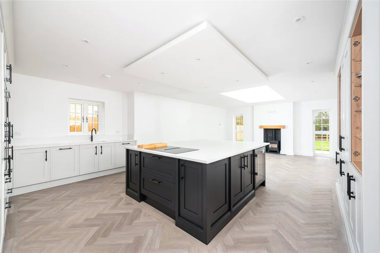 Hedgerow Gardens, Thornborough, MK18, photo 9