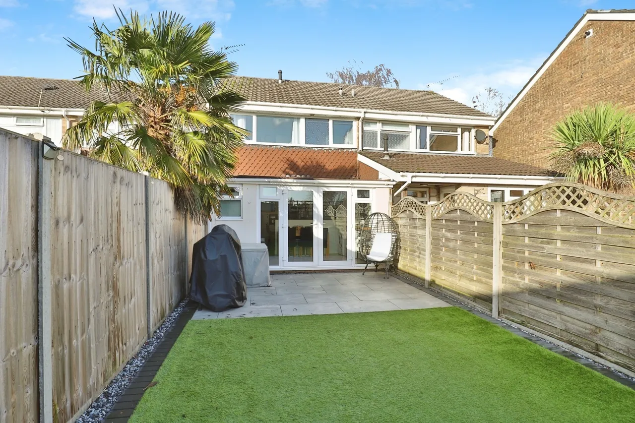 Heathfield Road, West Moors, BH22, photo 17