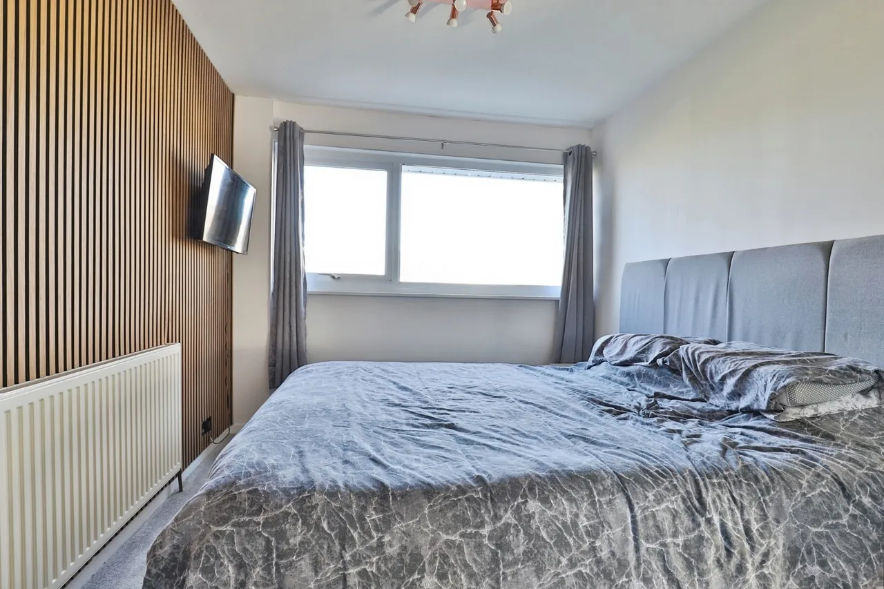 Heathfield Road, West Moors, BH22, photo 11