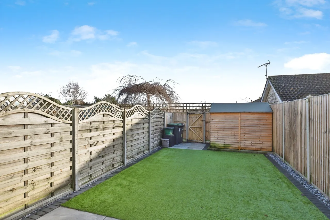Heathfield Road, West Moors, BH22, photo 18