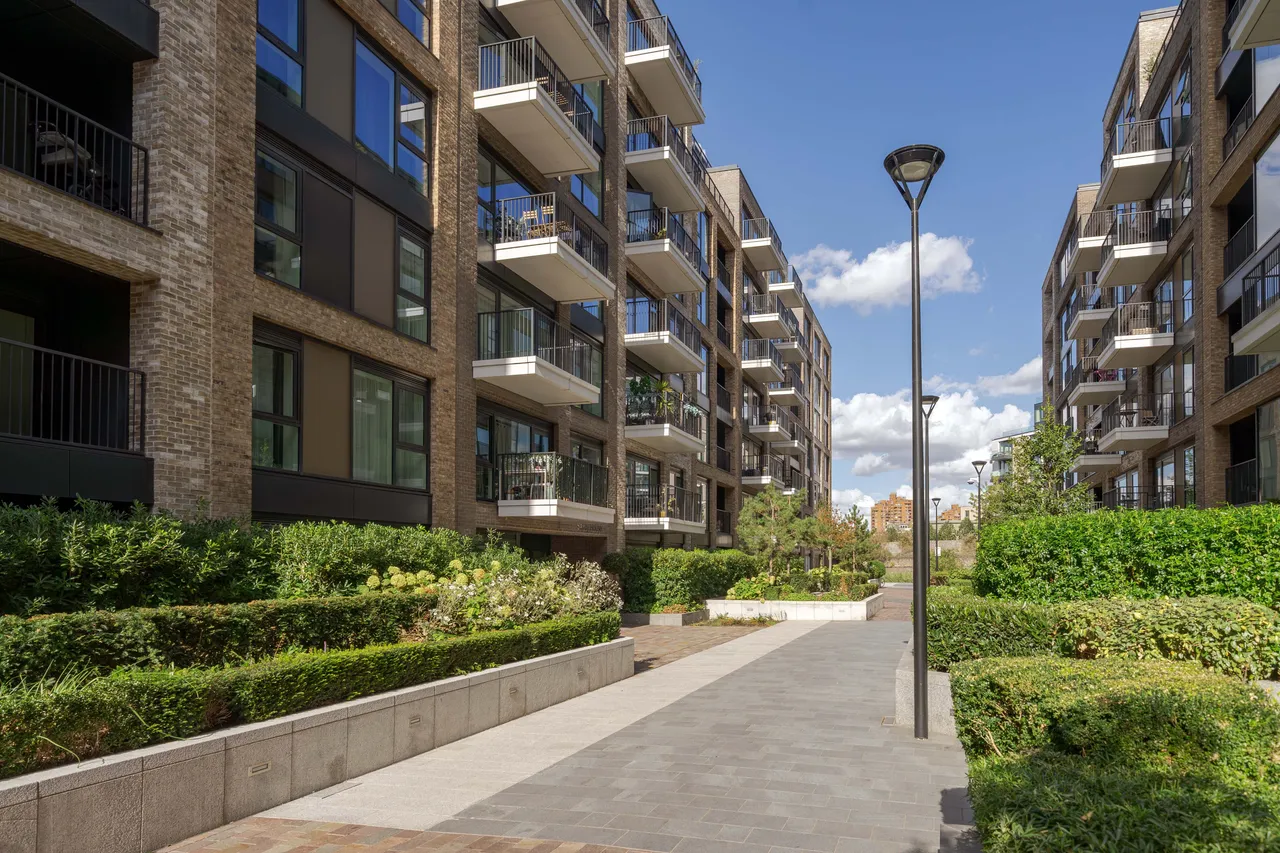 Lockgate Road, London, SW6, photo 12